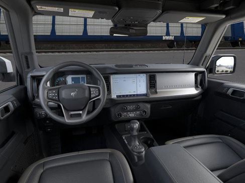 New 2025 Ford Bronco Outer Banks image 30