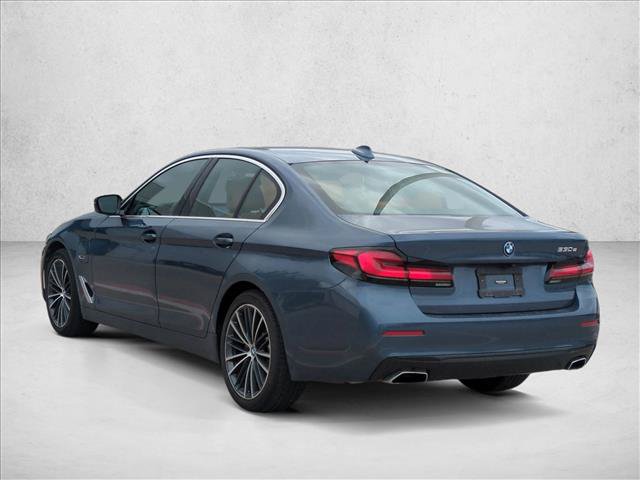 Used 2023 BMW 530e w/ Premium Package RWD image 7