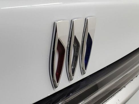 New 2026 Buick Enclave Avenir w/ Super Cruise Package image 26