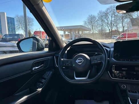 Certified 2023 Nissan Rogue SL w/ SL Premium Package image 26