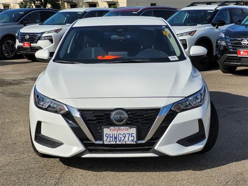 Used 2023 Nissan Sentra SV image 3