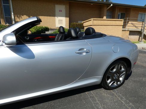 Used 2006 Lexus SC 430 Convertible RWD image 13