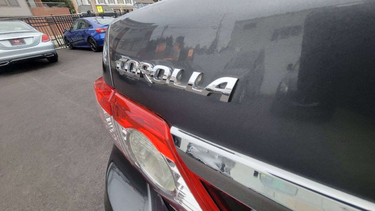 Used 2011 Toyota Corolla LE FWD image 27