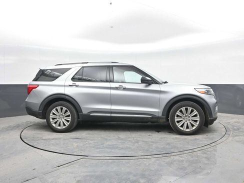 Used 2020 Ford Explorer Limited AWD/4WD image 9