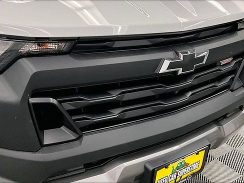 Used 2023 Chevrolet Colorado Trail Boss w/ Technology Package AWD/4WD image 33