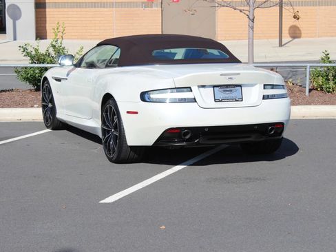 Used 2016 Aston Martin DB9 GT RWD image 5