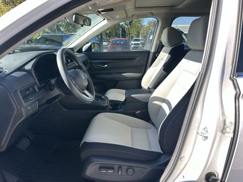 Used 2024 Honda CR-V EX image 13