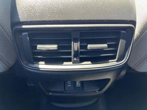Used 2019 Honda CR-V EX image 11