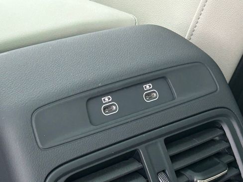 Used 2025 Audi Q5 Premium Plus w/ Premium Plus AWD/4WD image 64