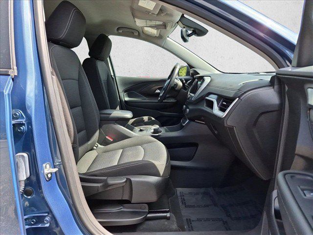 Used 2024 GMC Terrain SLE AWD/4WD image 19