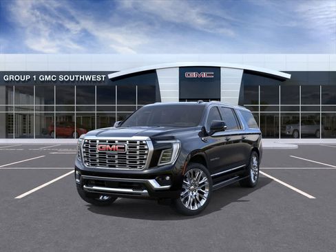 New 2026 GMC Yukon XL Denali w/ Denali Reserve Package image 8