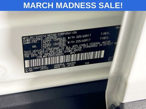 Used 2023 Toyota RAV4 LE image 29