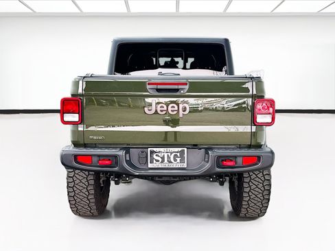 Used 2022 Jeep Gladiator Rubicon AWD/4WD image 5