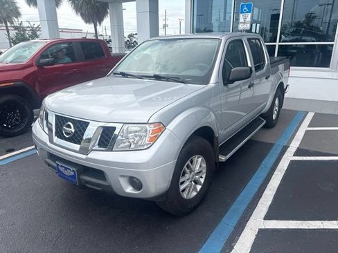 Used 2021 Nissan Frontier SV w/ SV Utility Package AWD/4WD image 1