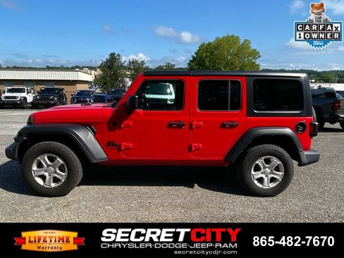 Used 2022 Jeep Wrangler Unlimited Sport AWD/4WD image 8