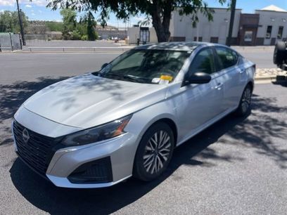 Used 2024 Nissan Altima 2.5 SV
