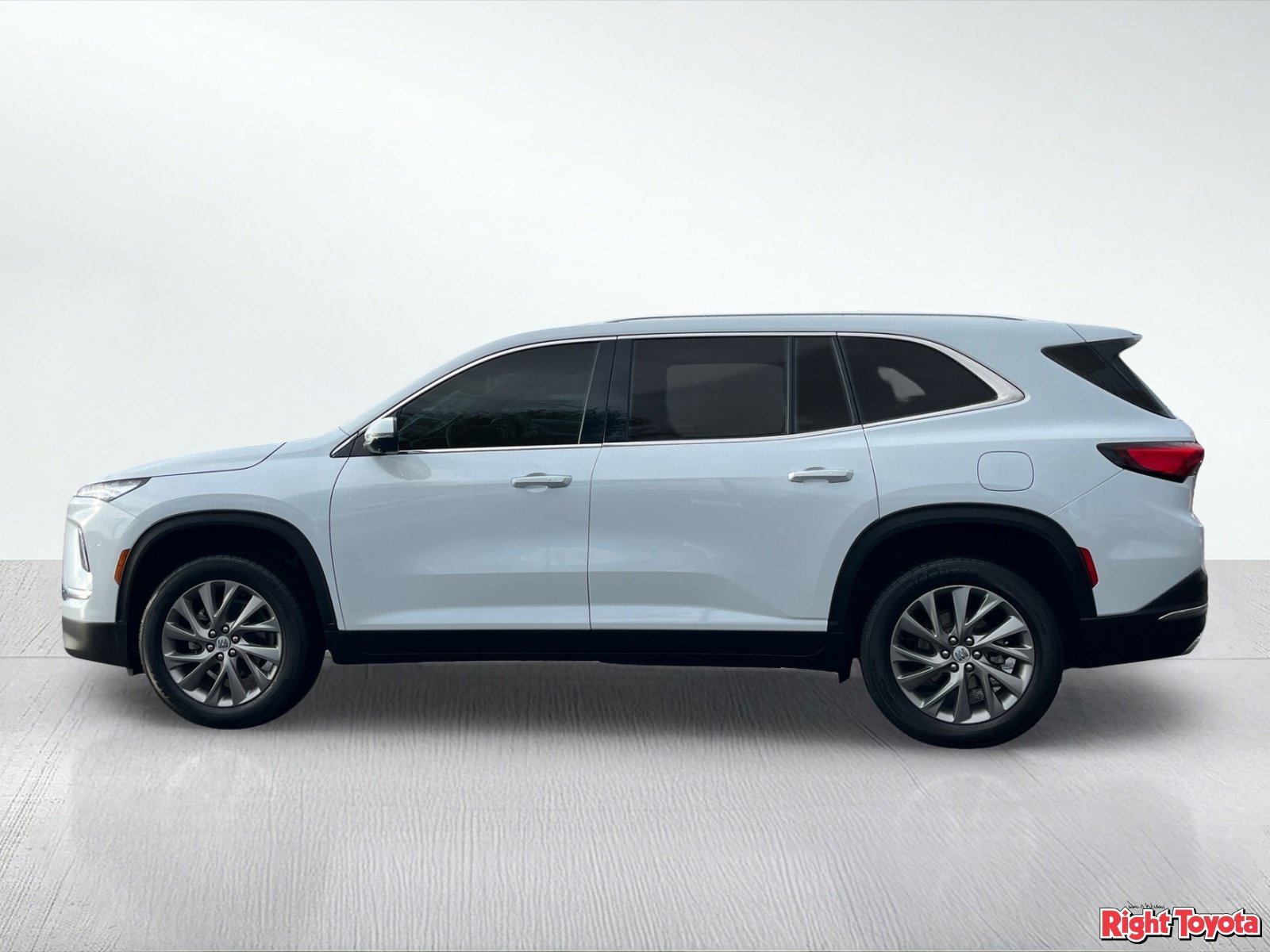 Used 2026 Buick Enclave Preferred FWD image 3
