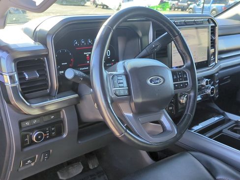 Used 2024 Ford F350 Lariat image 13