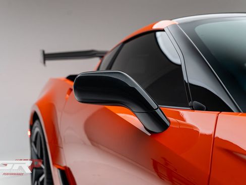 Used 2019 Chevrolet Corvette ZR1 RWD image 11