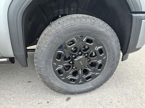 New 2026 GMC Sierra 2500 Denali w/ Technology Package image 9