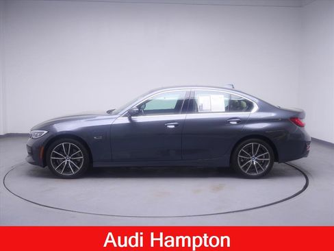 Used 2022 BMW 330e xDrive w/ Convenience Package AWD/4WD image 11