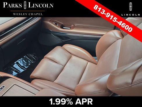 Certified 2025 Lincoln Navigator Reserve AWD/4WD image 15