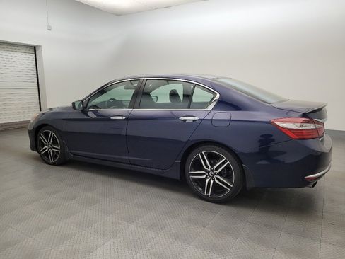 Used 2017 Honda Accord Sport Special Edition image 3