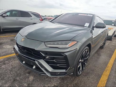 Used 2020 Lamborghini Urus image 2
