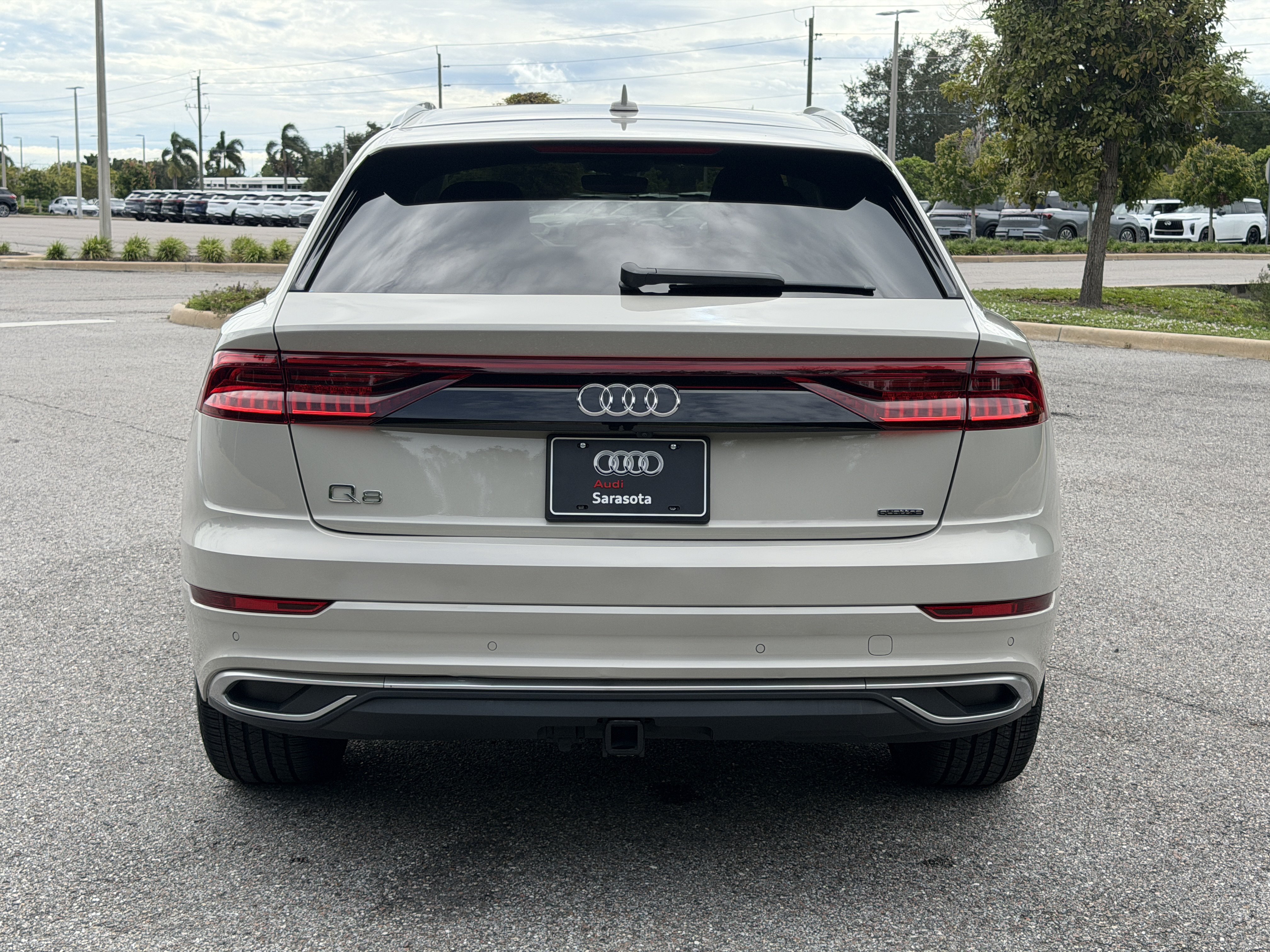 Used 2021 Audi Q8 Premium Plus AWD/4WD image 6