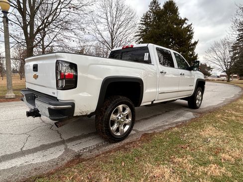 Used 2017 Chevrolet Silverado 2500 LTZ image 5