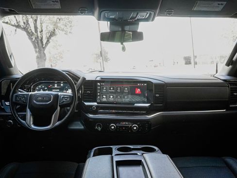 Used 2022 GMC Sierra 1500 Elevation image 11