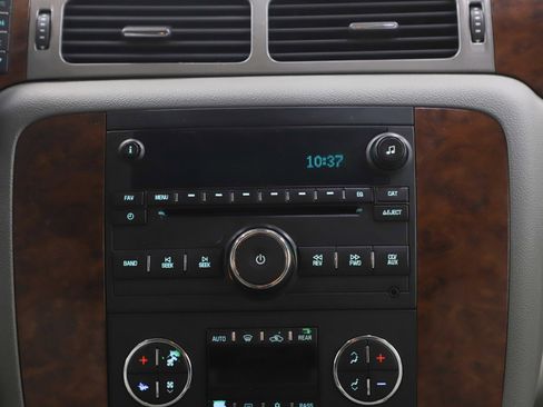 Used 2012 Chevrolet Tahoe LT image 17