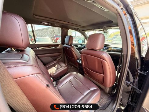 Used 2020 Cadillac XT6 Premium Luxury image 29