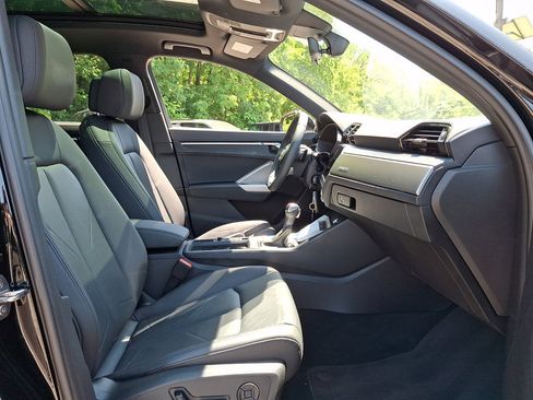 Used 2025 Audi Q3 2.0T Premium AWD/4WD image 12