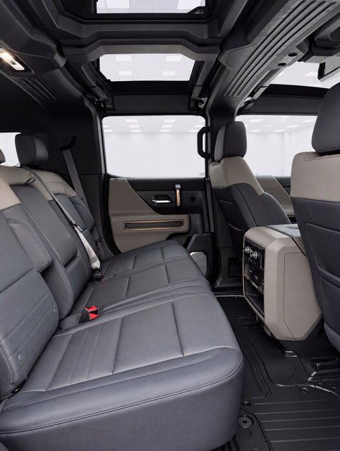 Used 2024 GMC Hummer EV 3X AWD/4WD image 16