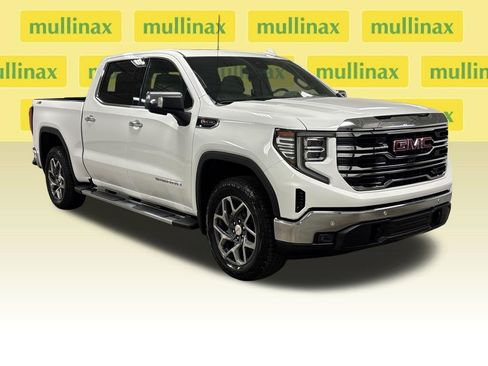 New 2026 GMC Sierra 1500 SLT w/ SLT Premium Package AWD/4WD image 1