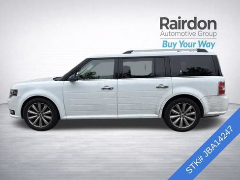 Used 2018 Ford Flex Limited w/ Equipment Group 303A AWD/4WD image 4