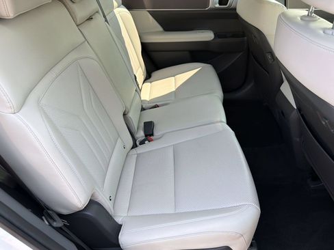 Used 2026 Hyundai Santa Fe SEL AWD/4WD image 28