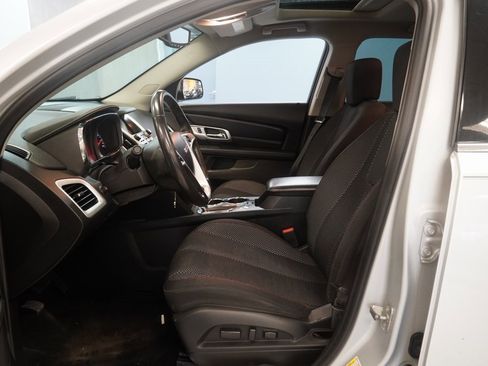 Used 2017 GMC Terrain SLE image 17