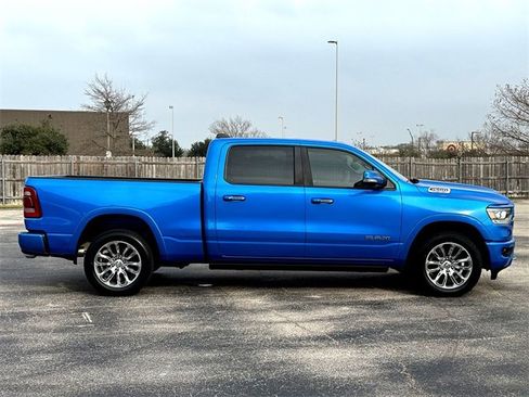 Used 2022 RAM 1500 Laramie w/ Laramie Southwest Edition image 9