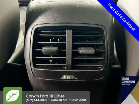 Used 2025 Ford Bronco Sport Badlands image 28