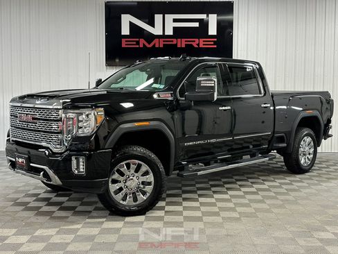 Used 2021 GMC Sierra 3500 Denali w/ Denali Ultimate Package image 1