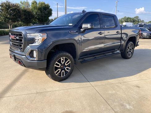 Used 2021 GMC Sierra 1500 AT4 AWD/4WD image 1
