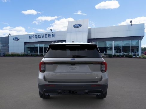 New 2026 Ford Explorer ST-Line AWD/4WD image 6