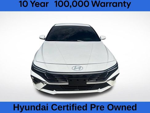 Used 2026 Hyundai Elantra SE FWD image 14