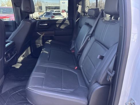 Used 2022 Chevrolet Silverado 3500 High Country w/ Safety Package II image 20