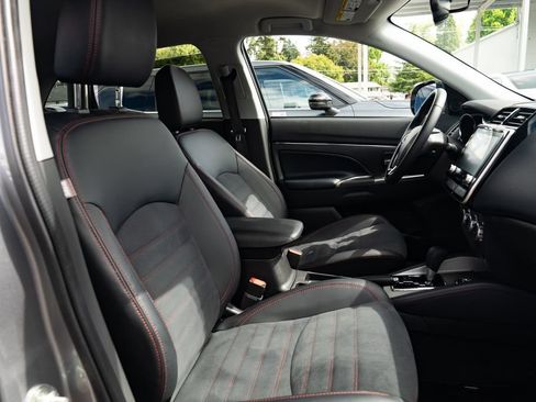 Used 2026 Mitsubishi Outlander Sport SE AWD/4WD image 24