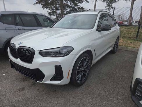 Used 2024 BMW X3 M40i w/ Premium Package image 10