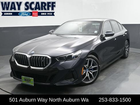 Used 2025 BMW i5 xDrive40 w/ M Sport Package AWD/4WD image 1