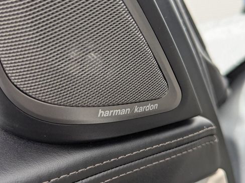 Used 2019 BMW 740i 740i w/ Executive Package image 12